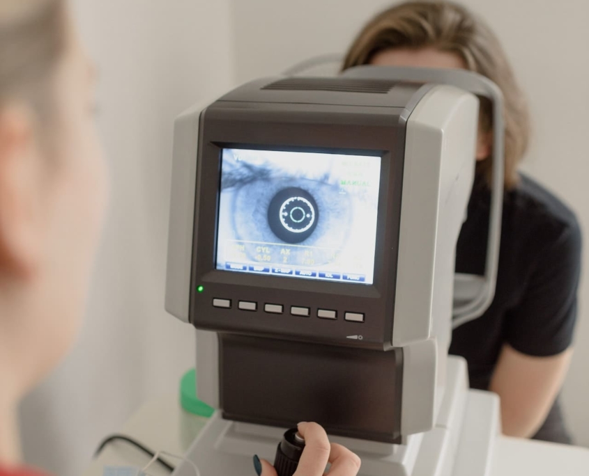 Sehtest Das passiert beim Optiker oder Augenarzt
